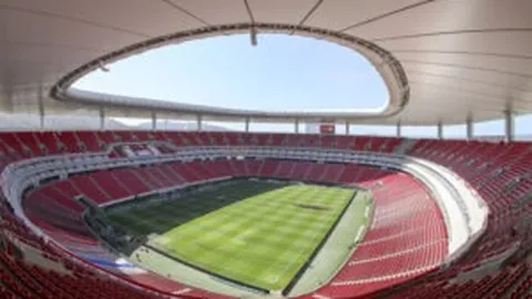 托莫里六场未获首发，夏季转会传闻升温